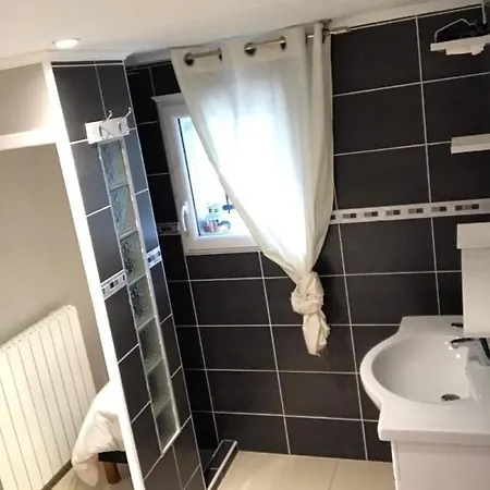 Appartement T2 Proche Mer Et Toutes Commodites *